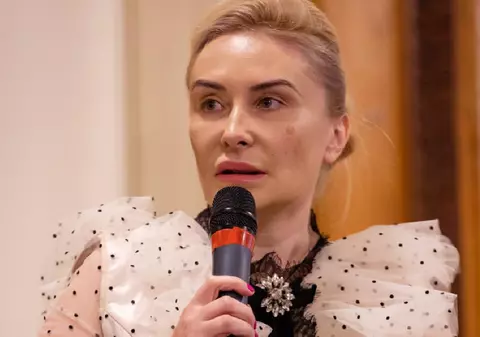 Avocată, membră a PNL, prinsă de DNA în timp ce primea 60.000 de euro în schimbul unor intervenţii în justiţie