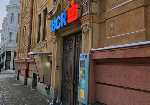 Închisoare cu suspendare pentru o escrocherie în stil mare. O fostă directoare BCR rămâne cu aproape un milion de euro după o înșelăciune de proporții