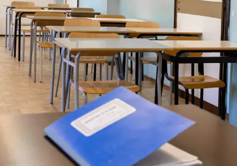 Un elev din Oradea a spart parola directoarei liceului său pentru a modifica notele sale și pe ale colegilor, în catalogul electronic