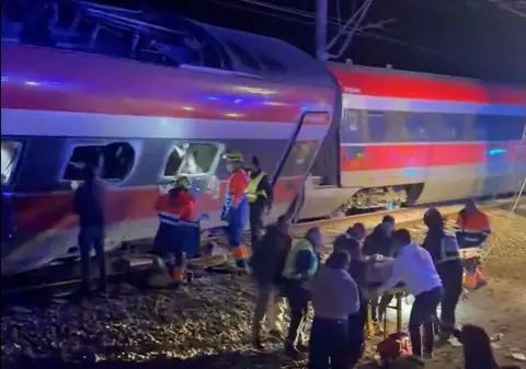 Un român aflat în trenul groazei din Spania s-a salvat cu un sfat primit de la bunicul său: "Era mecanic și mi-am amintit imediat"