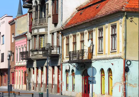 Poliția Locală din Cluj va începe să amendeze toți proprietarii care nu afișează numărul casei