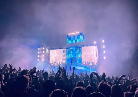 În Oradea vor cânta Nikos Vertis, Samantha Fox, Gipsy Kings și Haddaway: când sunt programate concertele