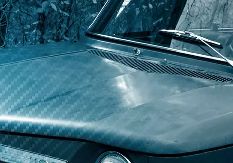 Primul autoturism românesc, un model Dacia, promitea o viață modernă pentru clasa muncitoare din România socialistă a anilor '60