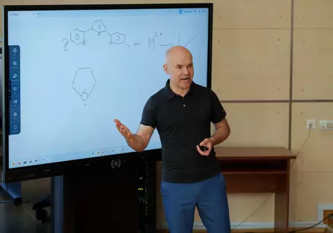 Daniel Funeriu, fost ministru al Educației, propune modificarea Evaluării Naționale la clasa a VIII-a: examene din patru materii și medii ponderate