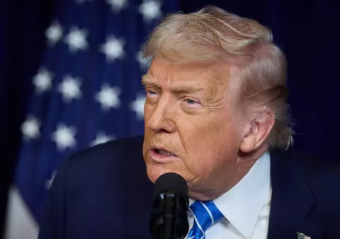 Minciunile pe care le spune Trump când strigă tare că Groenlanda trebuie să fie a Statelor Unite