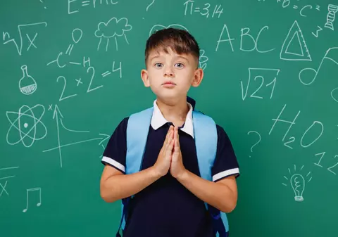 Religia în școli se predă ilegal, acuză profesorul Emil Moise, cel care a învins în instanță statul și Biserica Ortodoxă Română