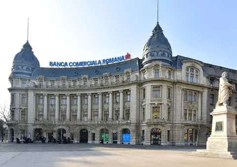 Un milionar român vrea să cumpere fostul Palat BCR, din centrul Bucureștiului de la una dintre cele mai bogate familii din Israel