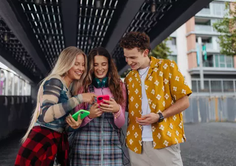 Generația Z se chinuie să se angajeze: tot mai mulți tineri nu reușesc să obțină primul loc de muncă