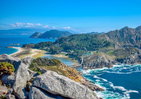 Cea mai frumoasă plajă din lume se află pe o insulă din Spania de care nu a auzit aproape nimeni