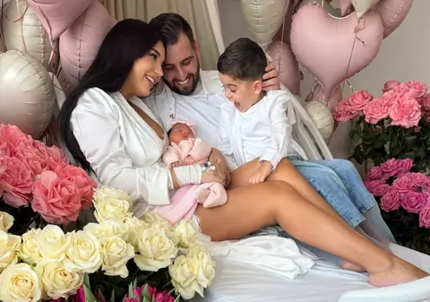 Larisa Udilă a născut o fetiță perfect sănătoasă. Primele imagini cu micuța: „Mă simt ca într-o poveste scrisă de Dumnezeu”