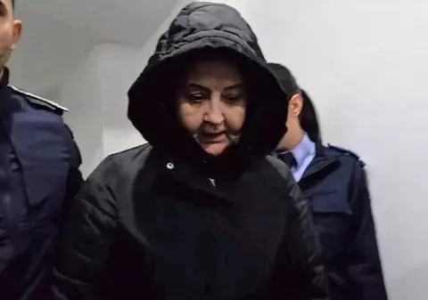 Avocata care plănuia să „răzbune” moartea fiului ei prin asasinate, condamnată cu executare. Martorii: „Inculpata îl jignea în mod repetat, îi spunea că nu e bun de nimic”