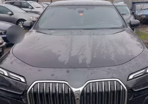 Un șofer a gonit pe străzile din Galați și a rămas fără mașina de 100.000 de euro după ce a fost oprit de polițiști