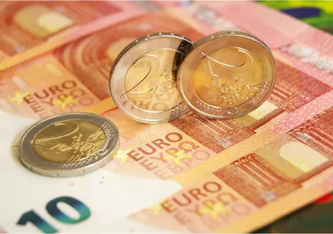 România a primit înapoi aproape 1.000.000.000 euro din partea Comisiei Europene pentru plățile în avans către fermieri