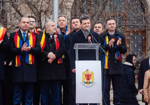 Amenzi de 38.000 de lei după mitingurile de Ziua Unirii de la Iași și Focșani unde președinte Nicușor Dan a fost huiduit copios