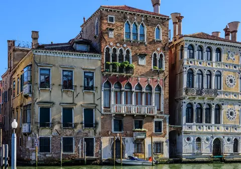 Palatul „blestemat” al Veneției, vechi de peste 500 de ani, e de vânzare pentru 20.000.000 de euro