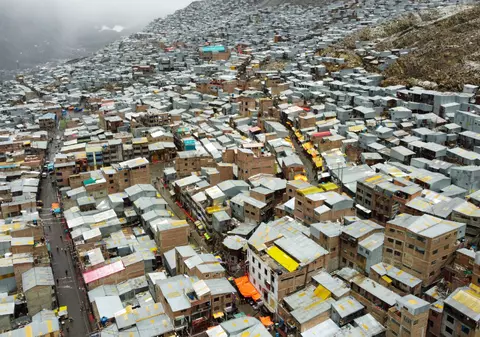 Cel mai periculos oraș din lume: „Oprește-te, un lunetist te va ucide” | VIDEO