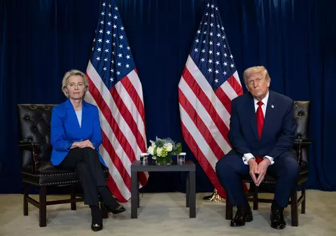 România în fața unei alegeri istorice: trumpism sau europenism