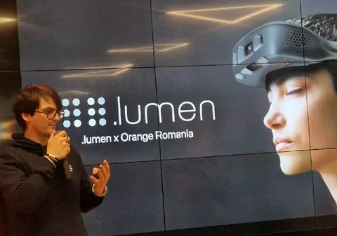 Inventați de un român, primii ochelari inteligenți din lume pentru nevăzători mai ieftini decât un câine-ghid. 1.500 de persoane pe listele de așteptare pentru a-i primi gratuit