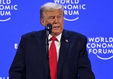 Donald Trump a anunțat de ce nu renunță la anexarea Groenlandei: „Eu vreau doar o bucată de gheață. Nu voi folosi forța”