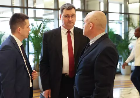 Detaliile negocierilor de la Abu Dhabi dintre Rusia și Ucraina. Putin insită pentru mai multe teritorii