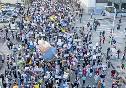 America fără etaje, fără creier și fără inimă