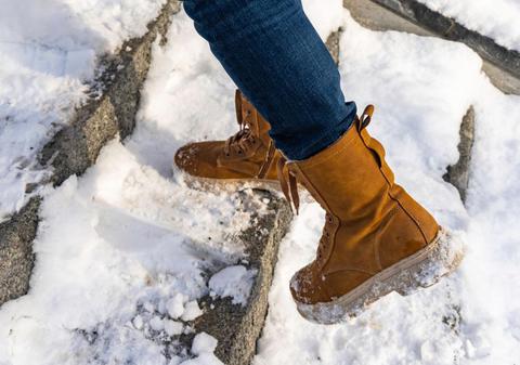 Oamenii toarnă acest amestec în apă când scările lor îngheață - un truc care funcționează în fiecare iarnă, iar ingredientele necesare se găsesc în bucătăria oricui