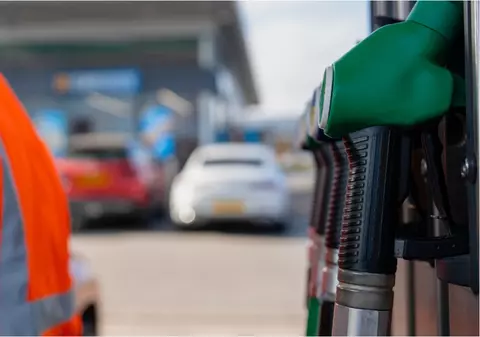 Motorina va dispărea din unele benzinării în 4 ani, pe măsură ce stațiile electrice câștigă teren