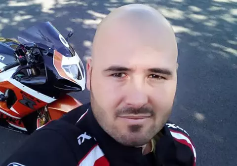 Un român care a renunțat la teologie pentru că n-avea bani e acum șef într-un abator din Franța: „Conduc 300 de persoane, 70 de naționalități diferite”