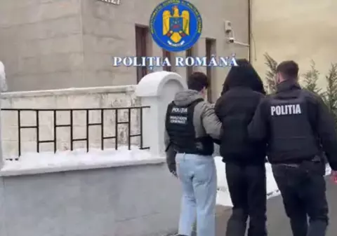Un tânăr de 23 de ani, căutat în Franța pentru omor, a fost depistat de polițiștii din Cluj într-un mall