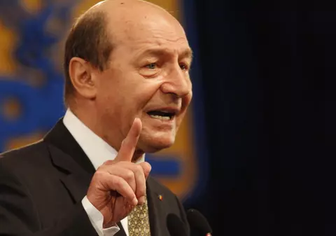 Traian Băsescu i-a dat un sfat lui Nicușor Dan privind șefii SRI și SIE: „Nu s-a dărâmat România”