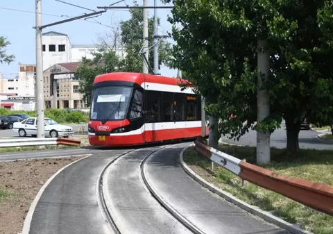 Primarul din Arad vrea transport public gratuit în oraș: „În contextul presiunii tot mai mari asupra bugetelor familiilor”