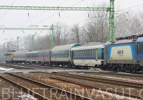 Cum arată un Intercity „sorcovă” care a stârnit scandalul în Ungaria, devenit simbol pentru politica „antiferoviară”