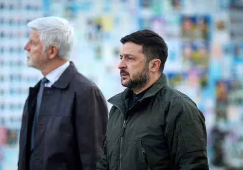 Volodimir Zelenski îl asigură pe Donald Trump că vrea pacea şi a trimis o echipă de negociatori în SUA. Documentele preconizate să fie semnate săptămâna viitoare, la Davos