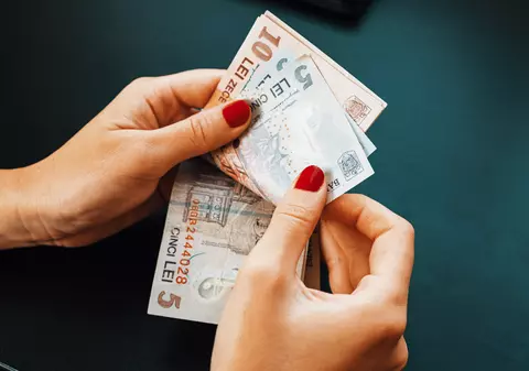 Câți bani primesc angajații în 2026 prin tichetele de masă și cine beneficiază de ele