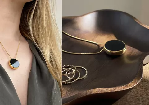 O bijuterie cu inteligență artificială îți spune când să folosești protecție solară și când poți sta la soare