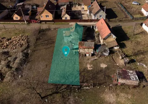 Cea mai ieftină casă din România: pentru 10.000 de euro primești o casă veche, dar și un teren de 284 metri pătrați