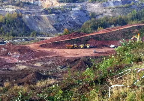 Guvernul României, obligat să emită „cu celeritate” licența de concesiune pentru perimetrul minier de la Certej, Hunedoara