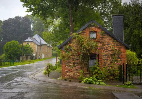 O comună majorează taxele locale pentru prima dată după aproape 30 de ani, în Belgia: „Decizia nu a fost luată ușor”