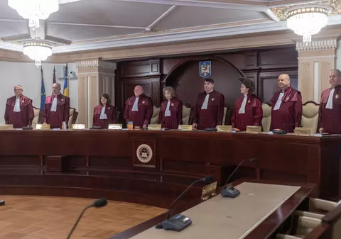 Cum motivează CCR că tăierea pensiilor speciale ale magistraților este constituțională