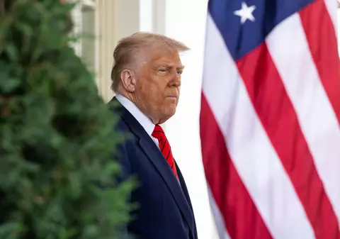 Iranul - daruri pentru Jenâb-e Âghâ-ye Trump, Ra'is-e Jomhur-e mohtaram