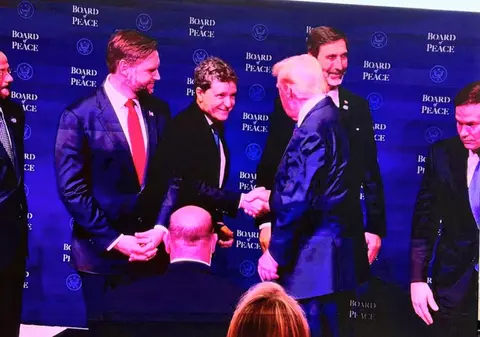 Donald Trump l-a numit pe Nicușor Dan premier, în loc de președintele României. Reacția lui Nicușor Dan