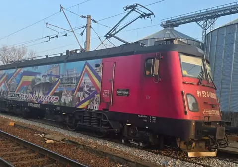 Două locomotive noi au deraiat în mai puțin de jumătate de an, din cauza reparațiilor defectuoase făcute la Craiova