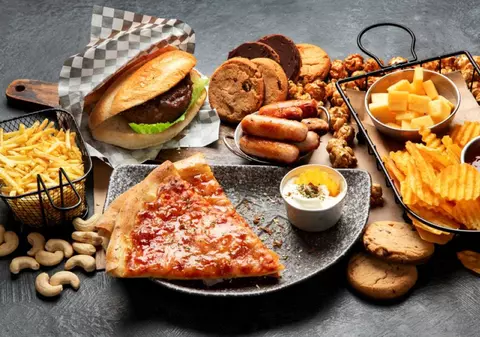 Care este diferenţa dintre grăsimi saturate şi grăsimi nesaturate