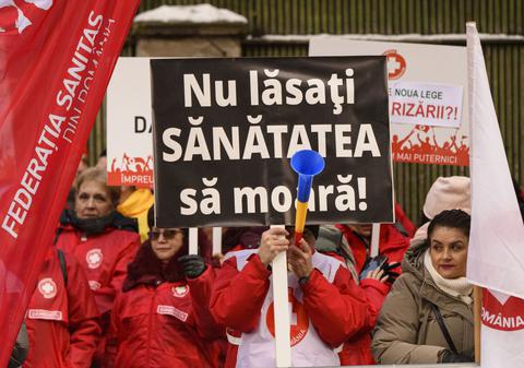 Grevă generală pregătită în sănătate de sindicaliștii Sanitas, din cauza tăierii fondului de salarii cu 10%