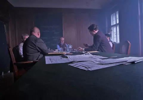 Armata română ruptă-n izmene și lupta lui Hitler cu presa