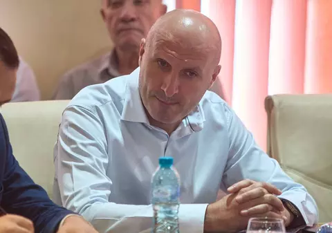 Fost șef ELCEN, cercetat de DNA pentru mită, revine în companie într-o funcție de management