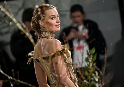 Cum a ajuns Margot Robbie să o joace pe Cathy în filmul „La răscruce de vânturi”: „E amuzant! A fost ceva special”