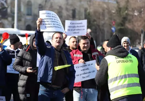 Minerii şi energeticienii protestează în Piaţa Victoriei față de Guvern. Care sunt nemulțumirile lor