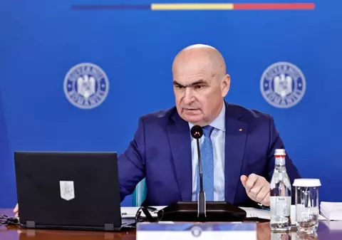 Decât să ne rupem diplomele, mai bine le rupem bolojanilor din aroganță