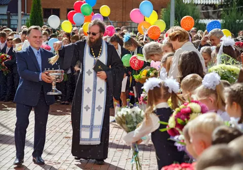 Cum a fost introdusă Religia în școli. Profesorul Emil Moise detaliază cronologia uneia dintre cele mai mari controverse din Educație